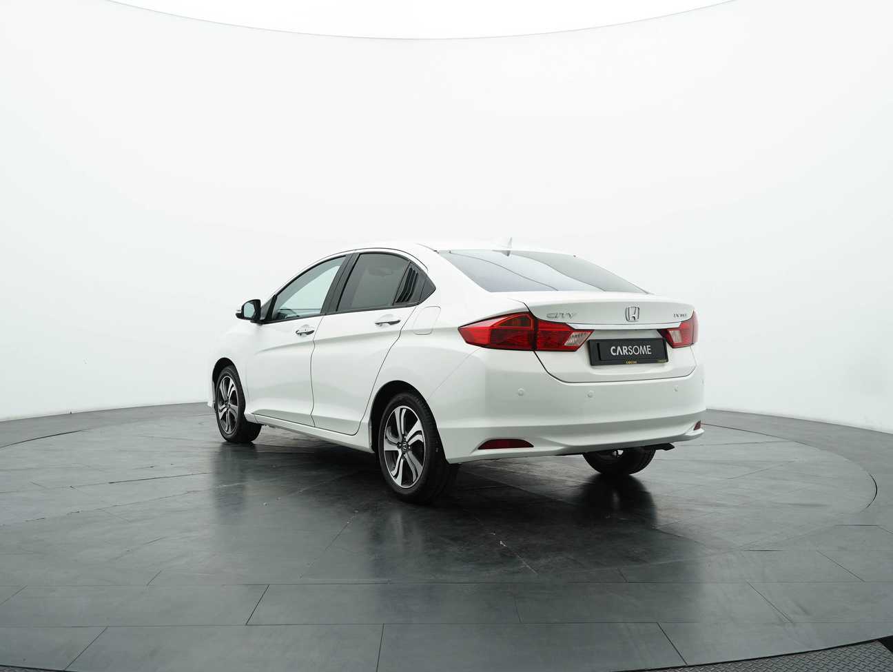 used 2015 Honda City V 1.5