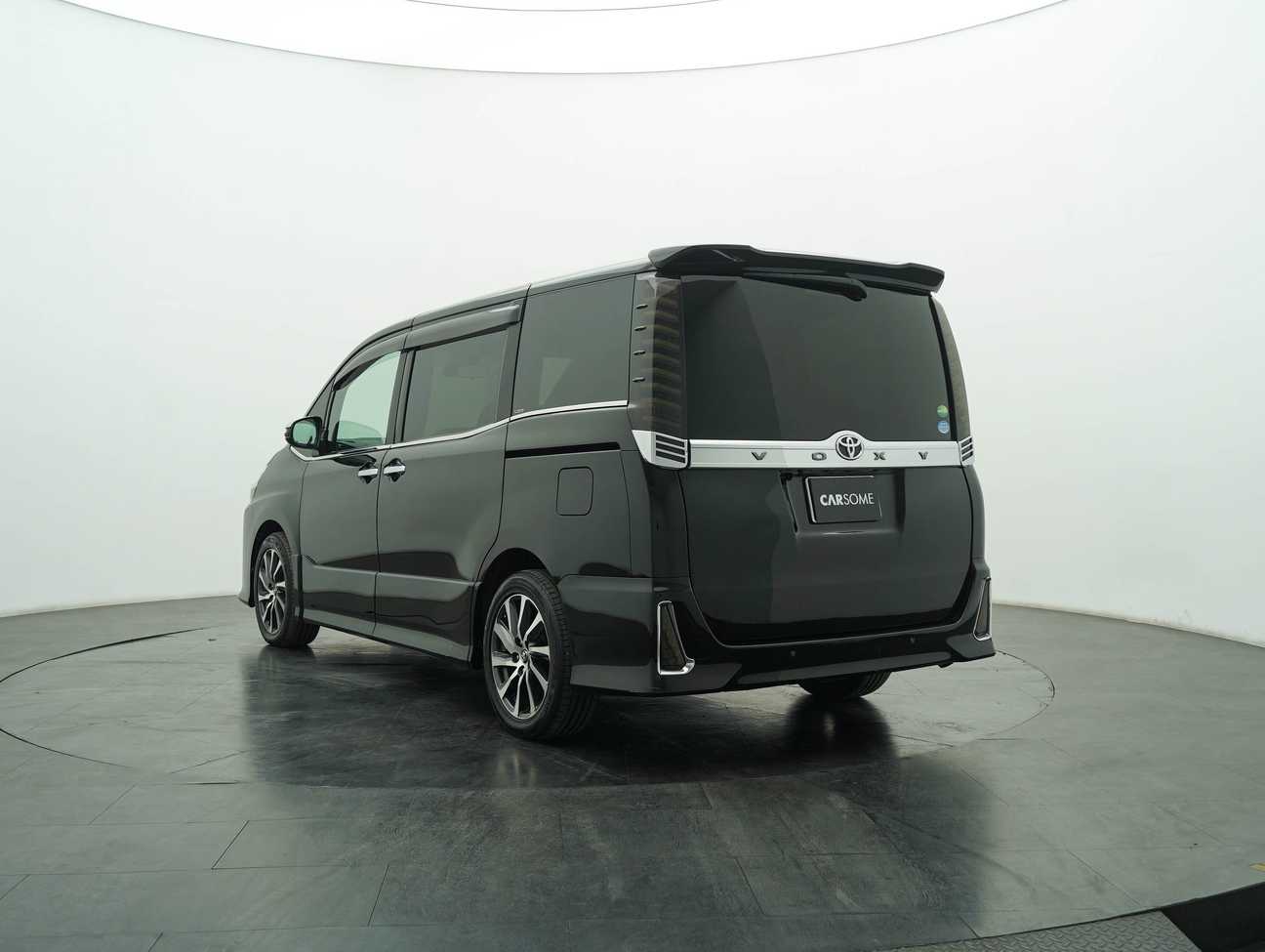 used 2019 Toyota Voxy ZS Kirameki Edition 2.0