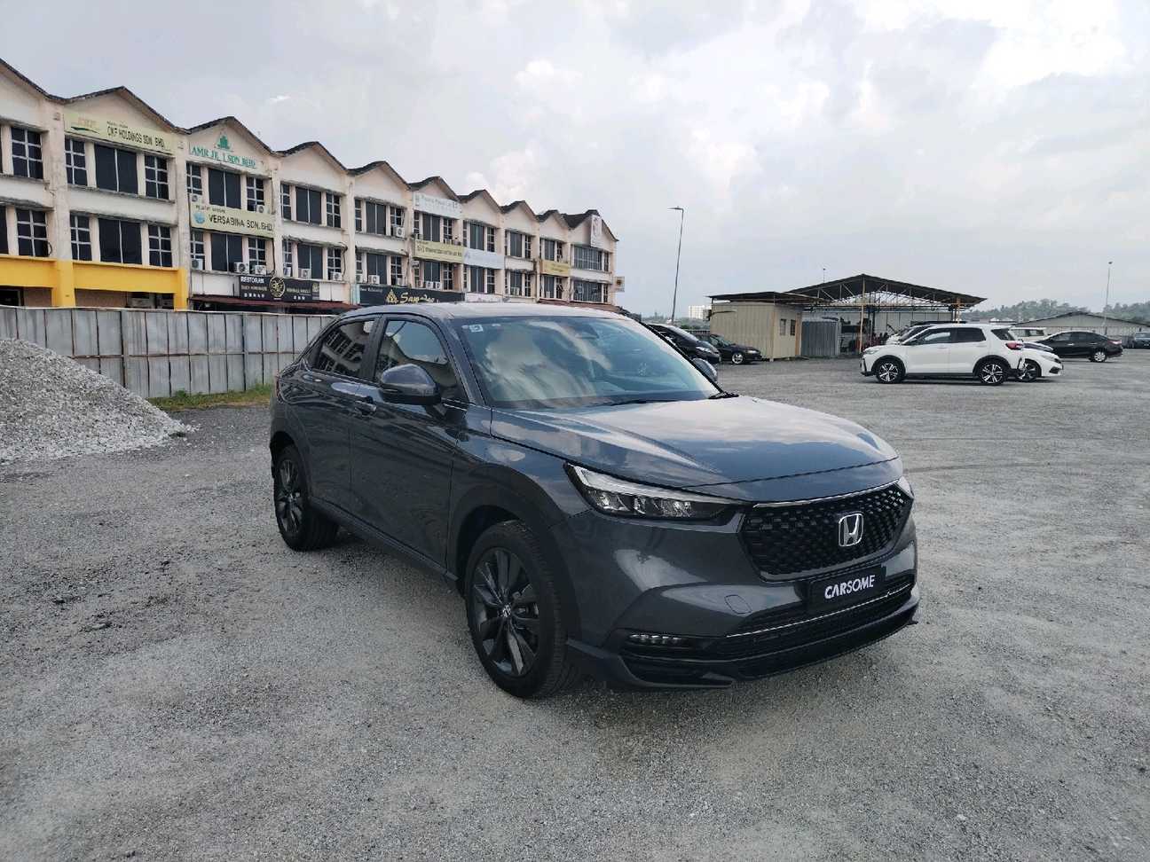 used 2025 Honda HR-V V 1.5