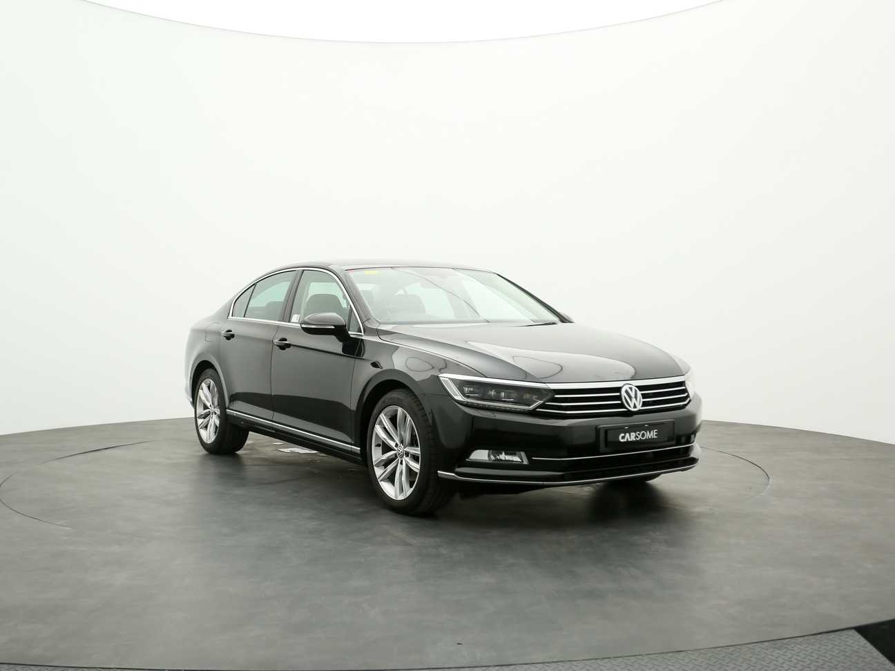 terpakai 2018 Volkswagen PASSAT  1.8