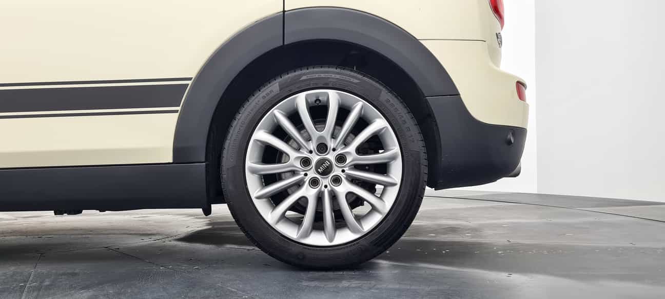 terpakai 2017 Mini COOPER CLUBMAN 1.5