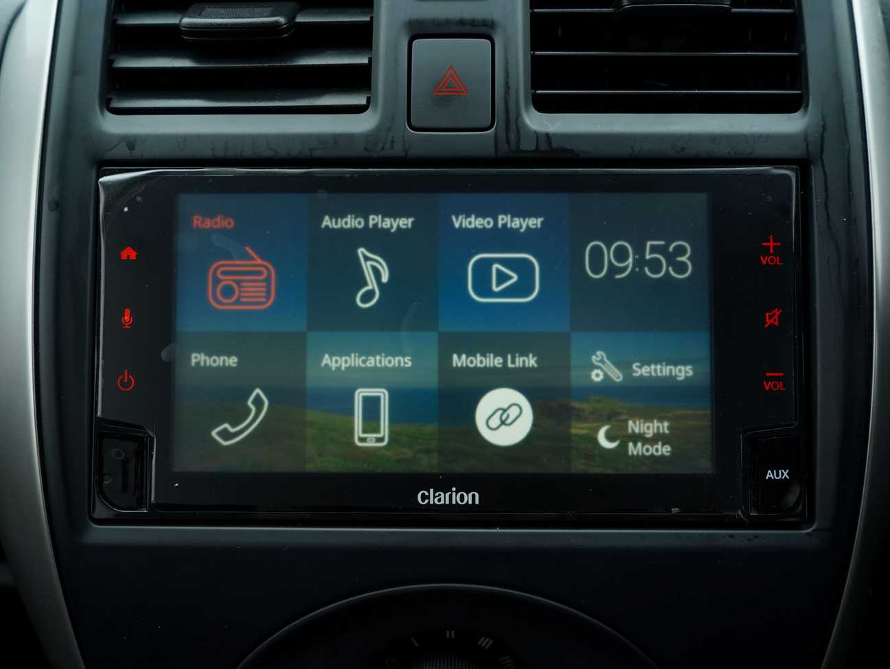 terpakai 2020 Nissan Almera E Black Series 1.5