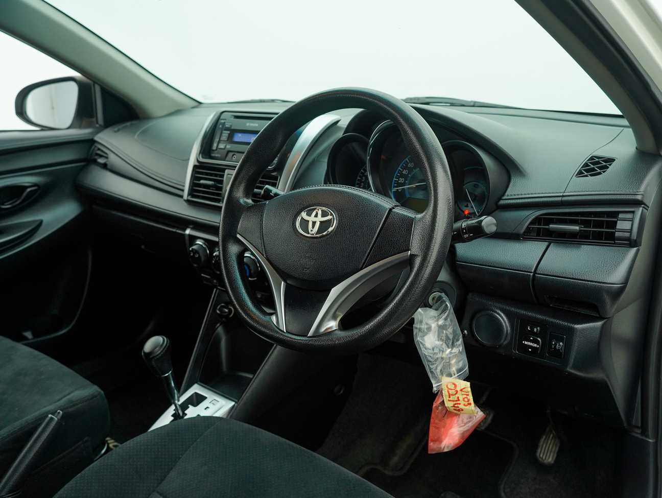 terpakai 2013 Toyota Vios J 1.5