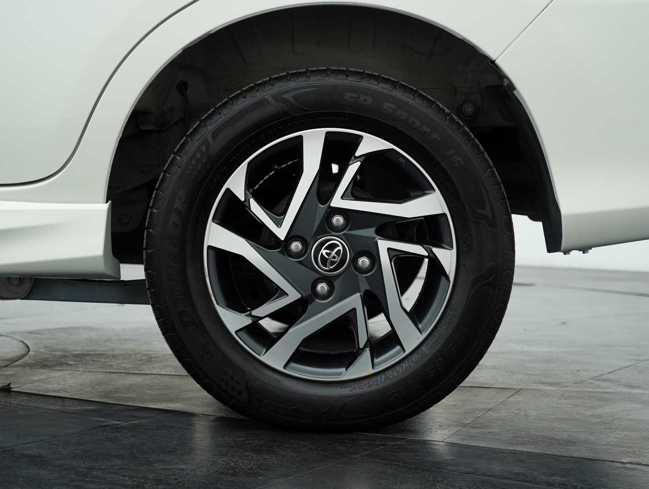 terpakai 2021 Toyota Avanza S 1.5