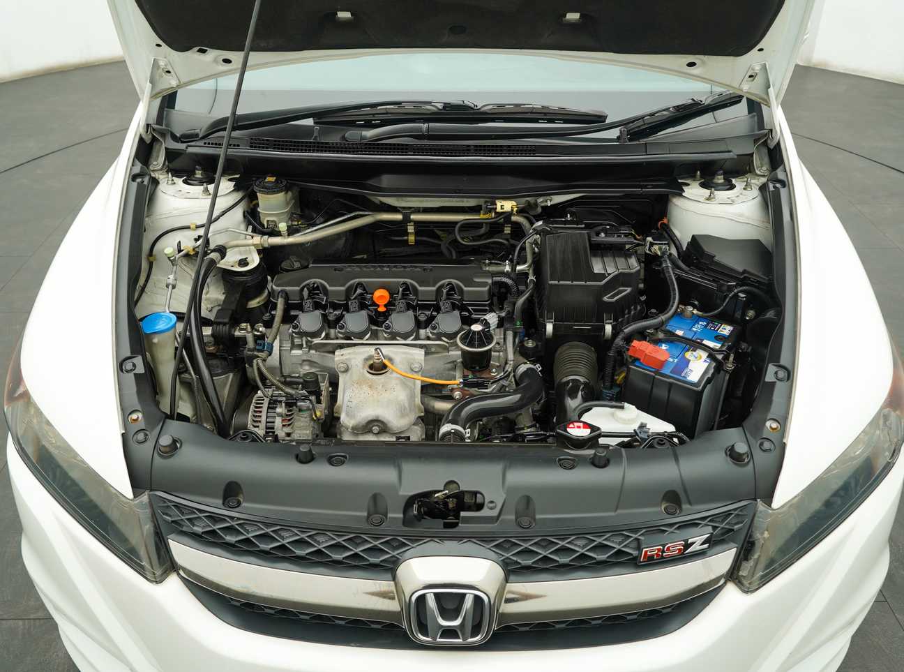 used 2013 Honda Stream RSZ 1.8