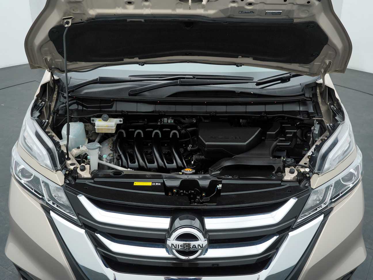 used 2020 Nissan Serena S-Hybrid High-Way Star Premium 2.0