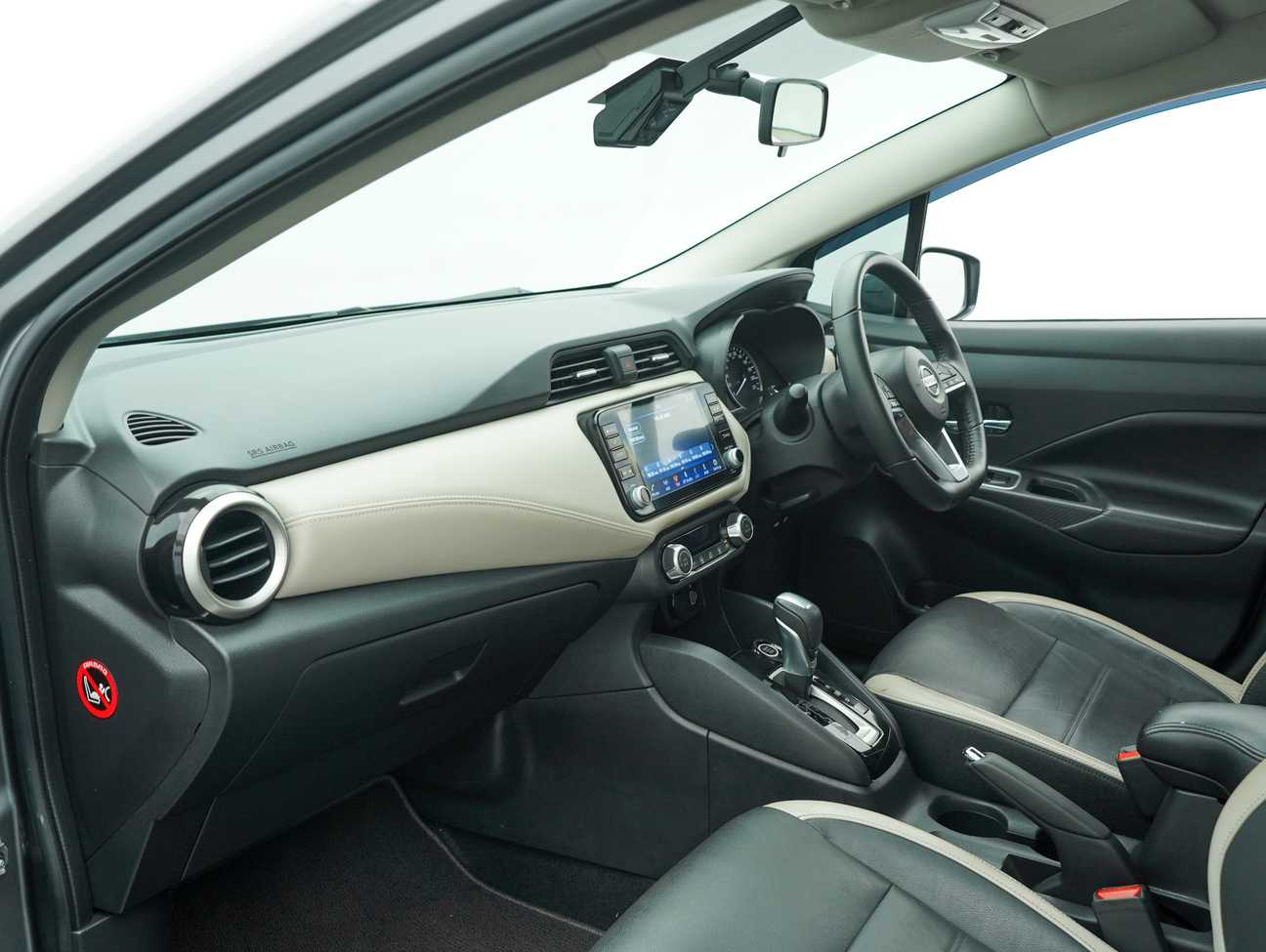 used 2021 Nissan Almera VLT 1.0