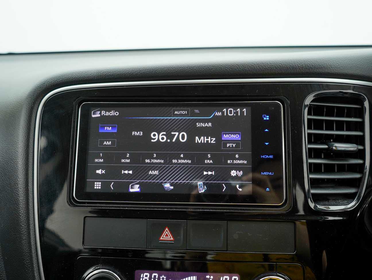 terpakai 2018 Mitsubishi OUTLANDER  2.0