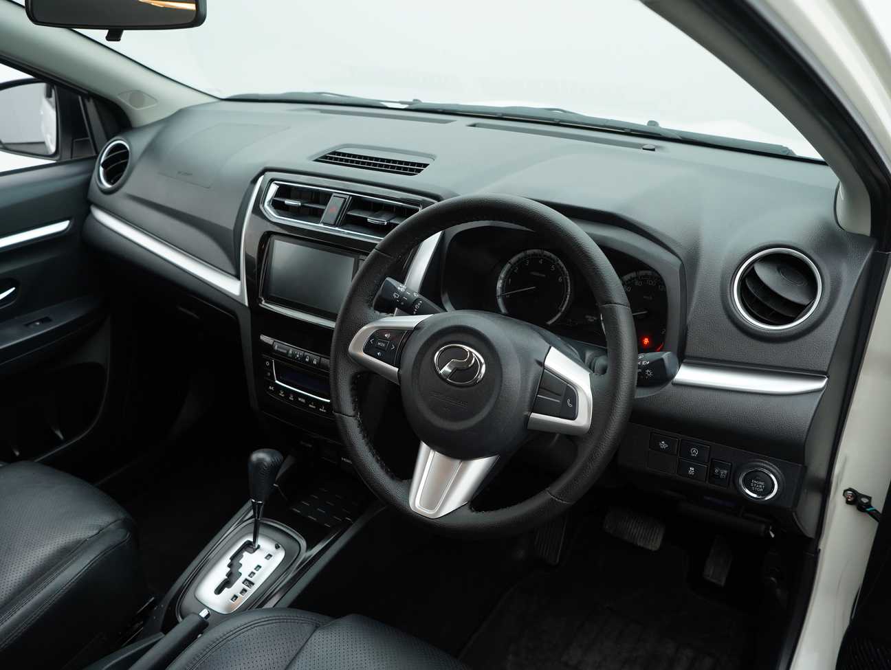terpakai 2021 Perodua Aruz AV 1.5