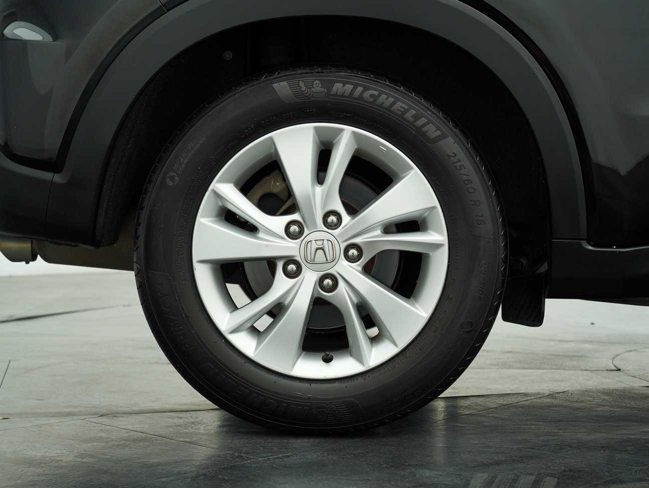 terpakai 2016 Honda HR-V i-VTEC S 1.8