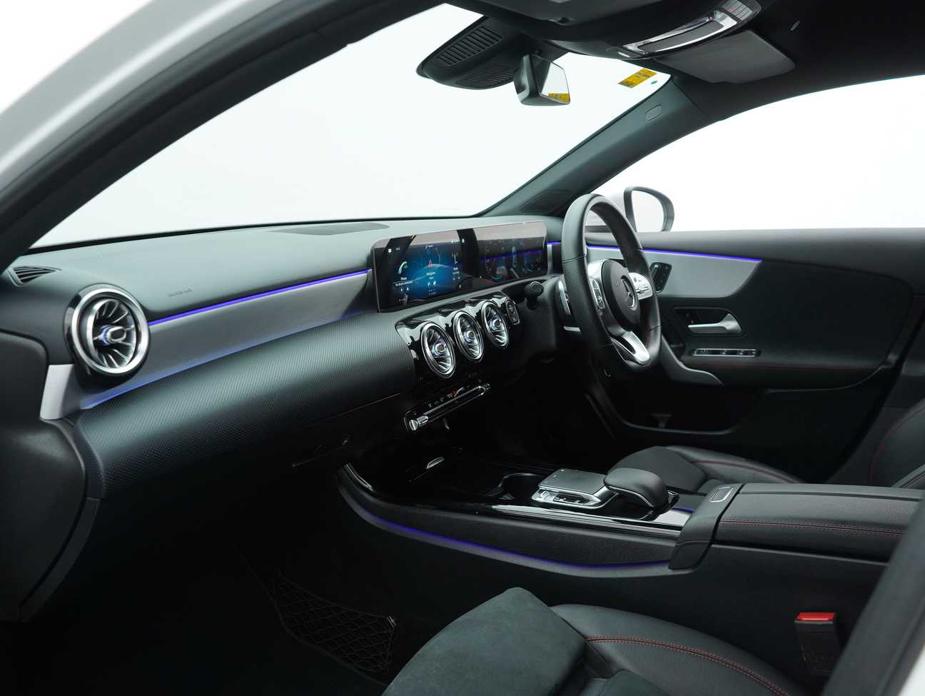 terpakai 2019 Mercedes-Benz A250 AMG Line 2.0