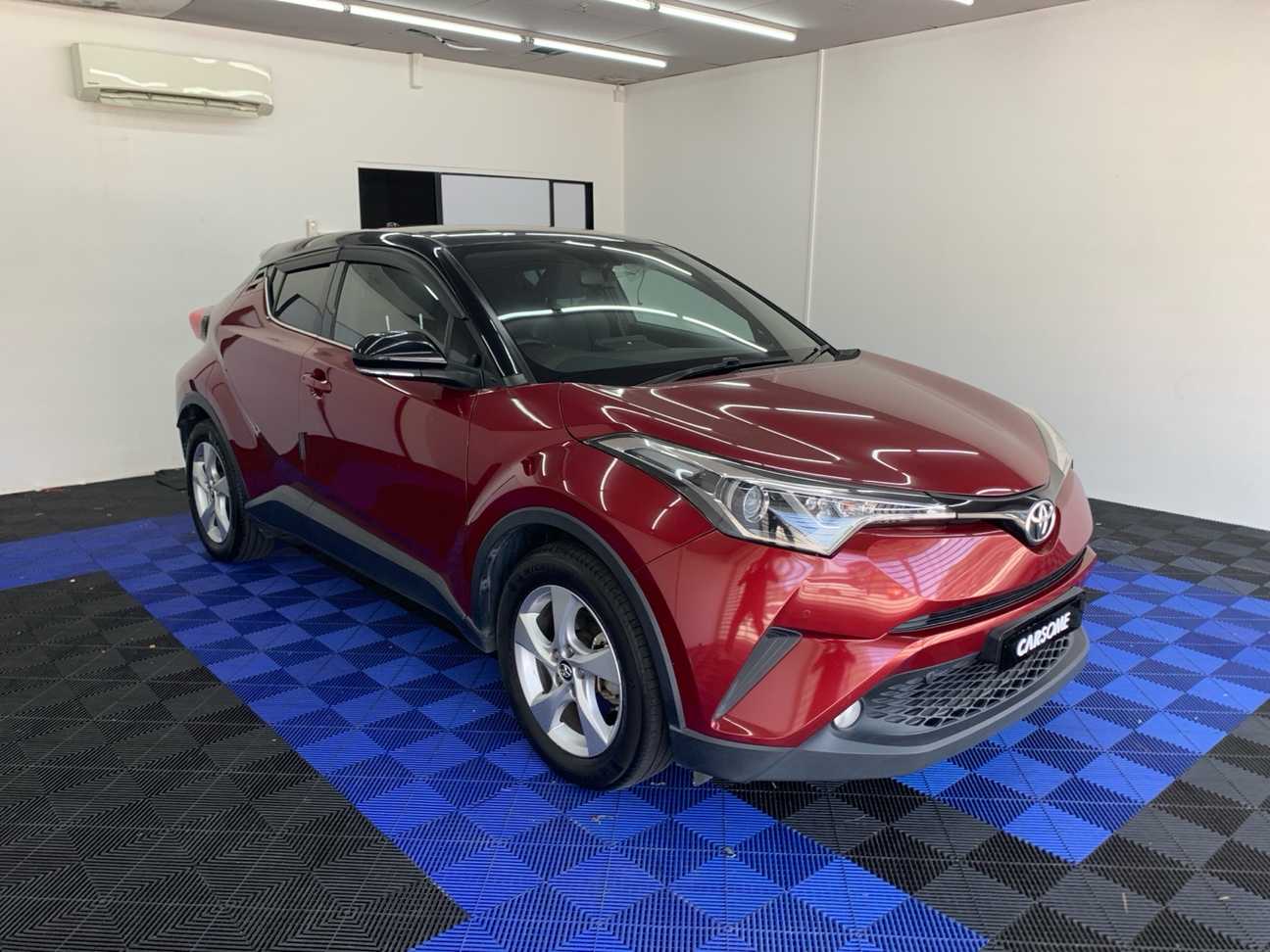 used 2018 Toyota C-HR  1.8