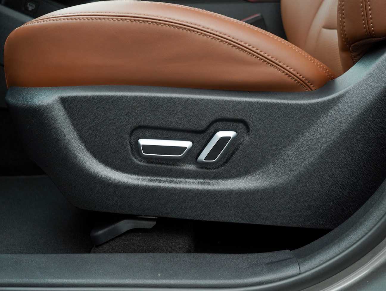 terpakai 2019 Proton X70 TGDI Premium 1.8