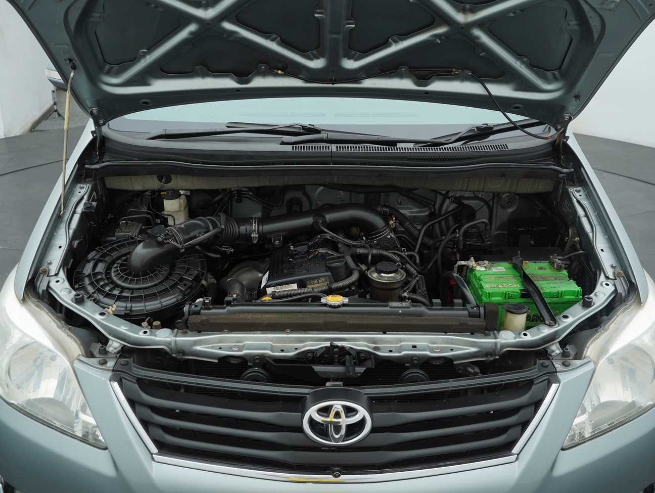 used 2013 Toyota Innova G 2.0