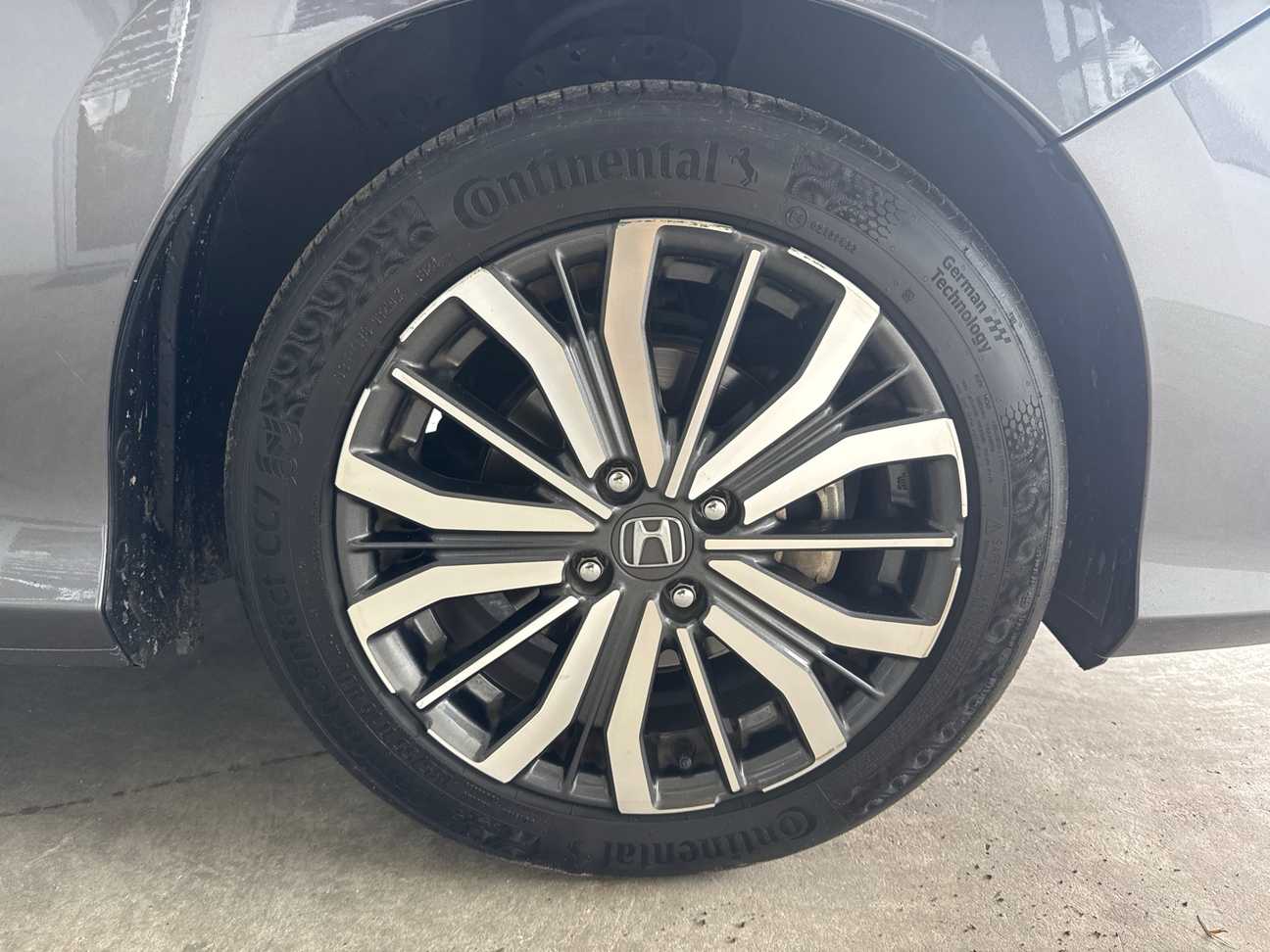 used 2018 Honda City V 1.5