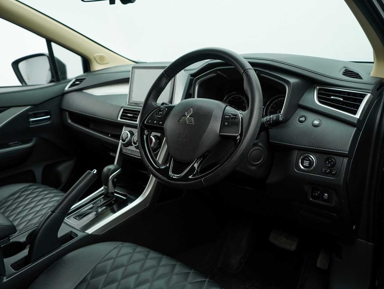 terpakai 2022 Mitsubishi Xpander  1.5