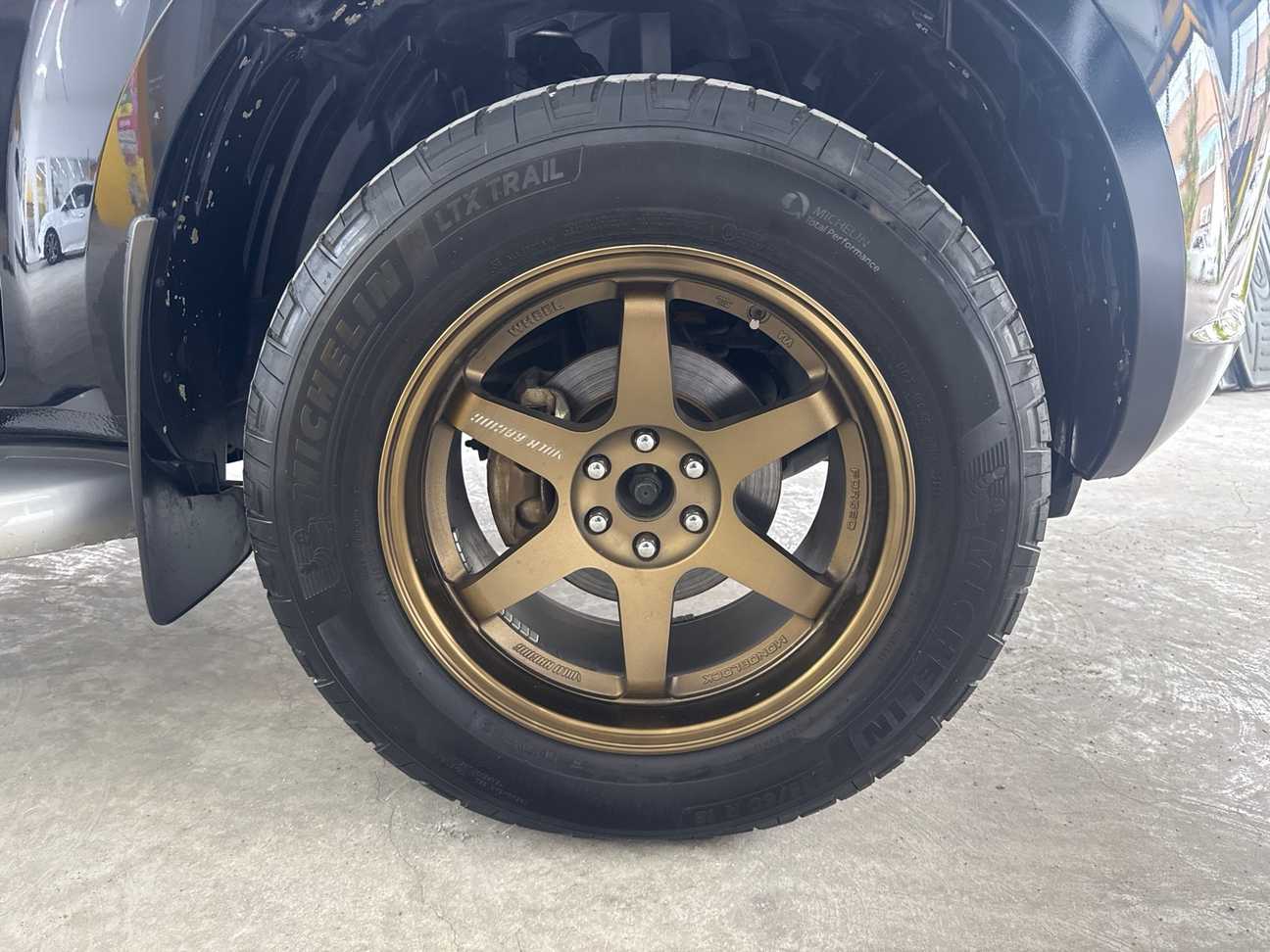 used 2017 Nissan Navara NP300 VL Dual Cab 2.5