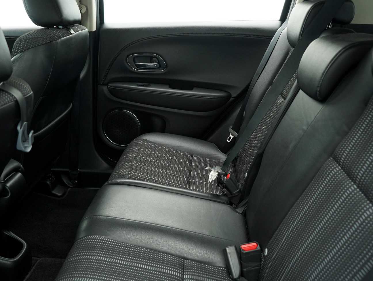 used 2015 Honda HR-V V 1.8