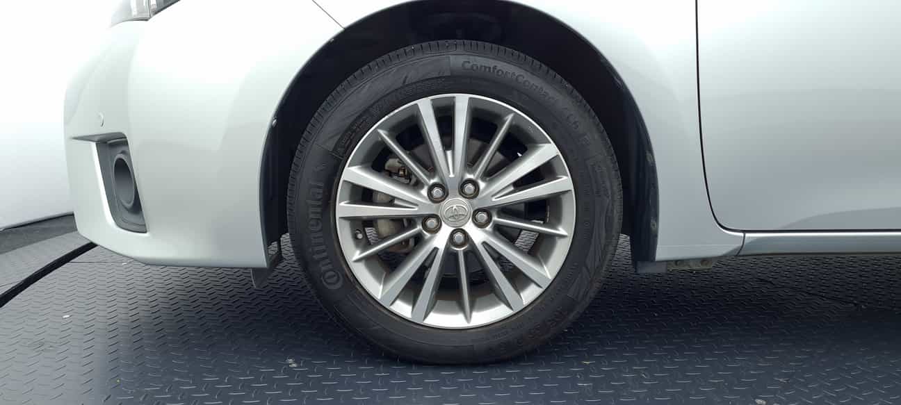 used 2015 Toyota COROLLA ALTIS G 1.8