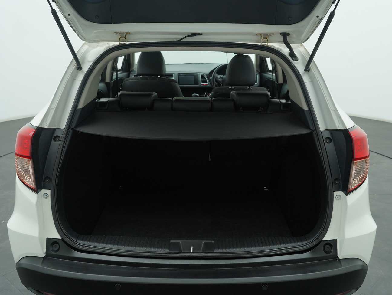 used 2017 Honda HR-V V 1.8