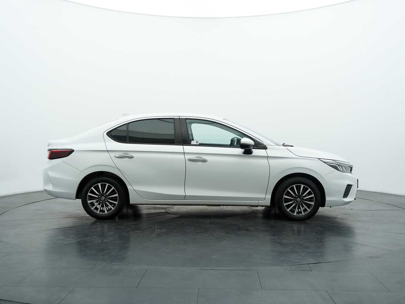 terpakai 2022 Honda City E i-VTEC 1.5