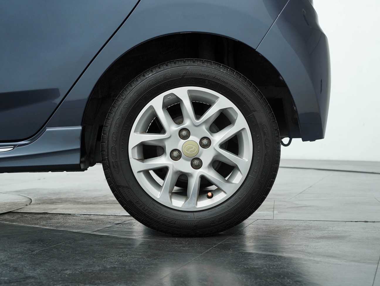 terpakai 2014 Perodua AXIA SE 1.0