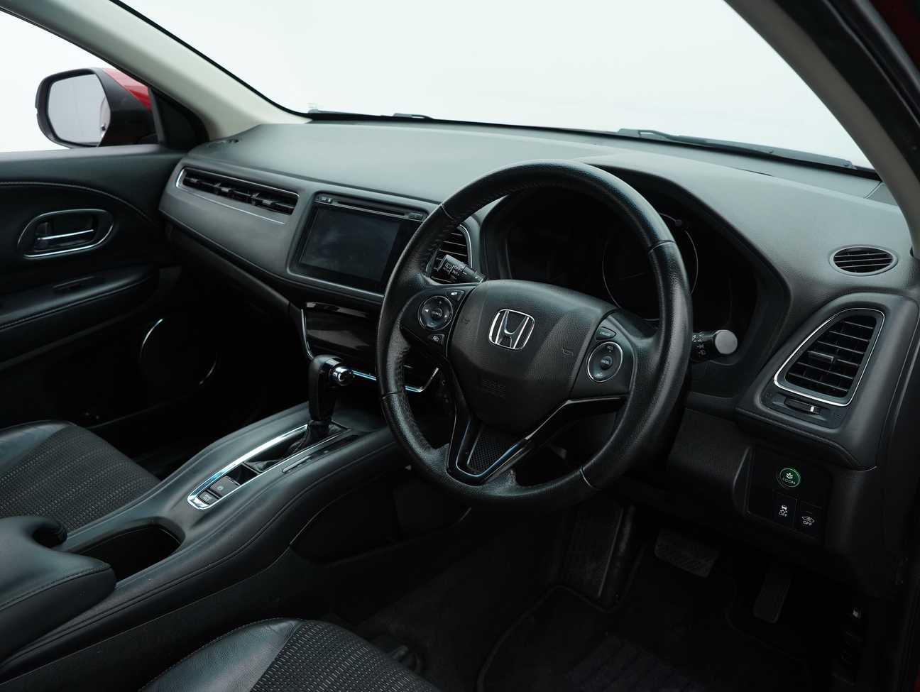 used 2017 Honda HR-V V 1.8