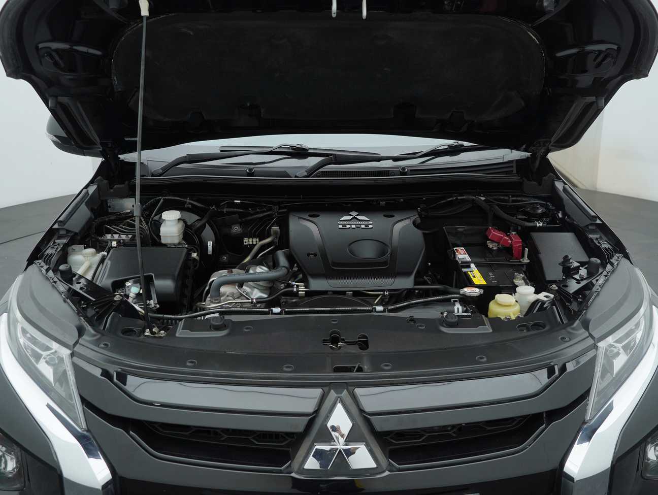 used 2022 Mitsubishi Triton VGT Premium Updated Spec Dual Cab 4X4 2.4