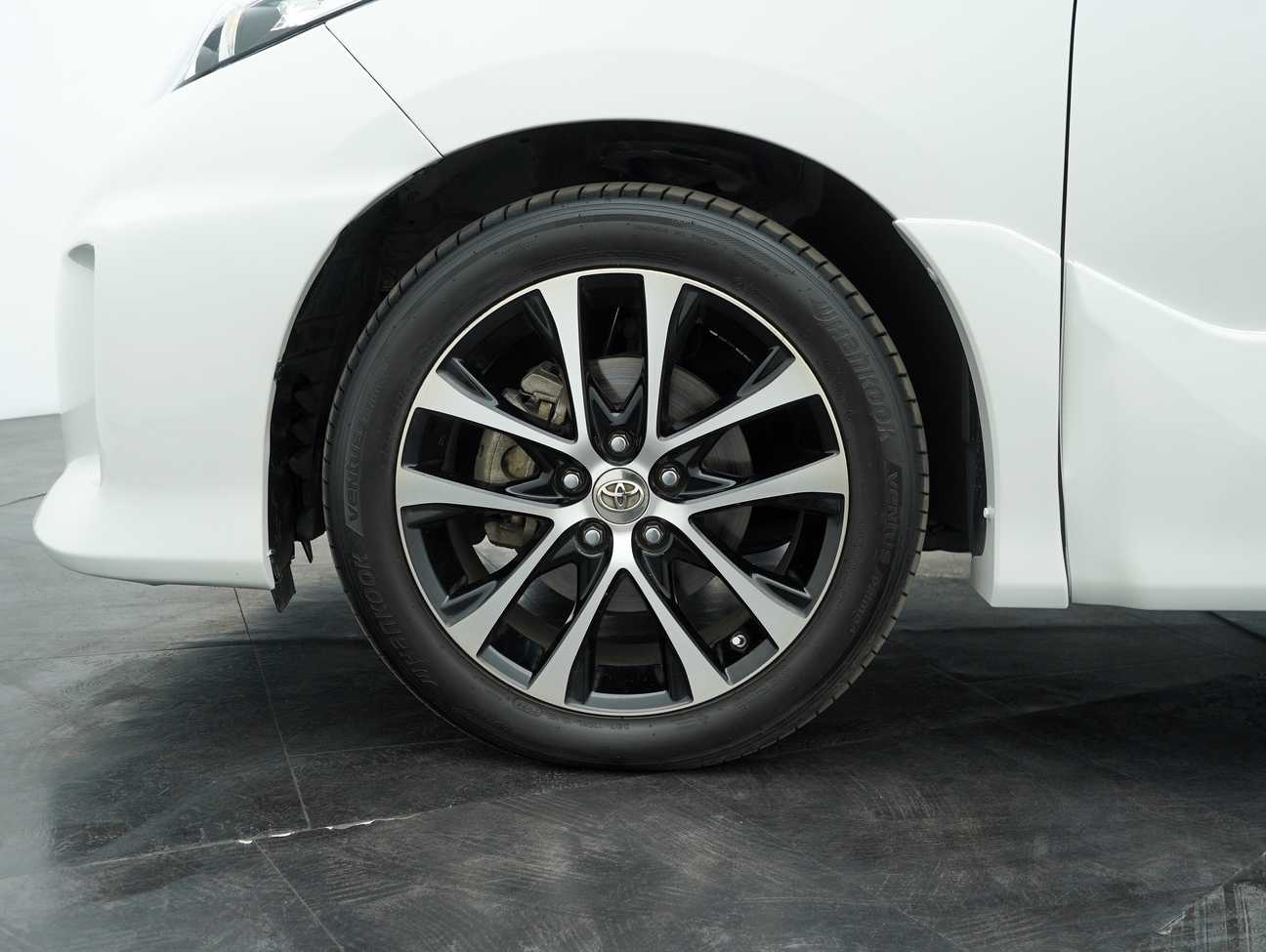 used 2014 Toyota Estima Aeras 2.4