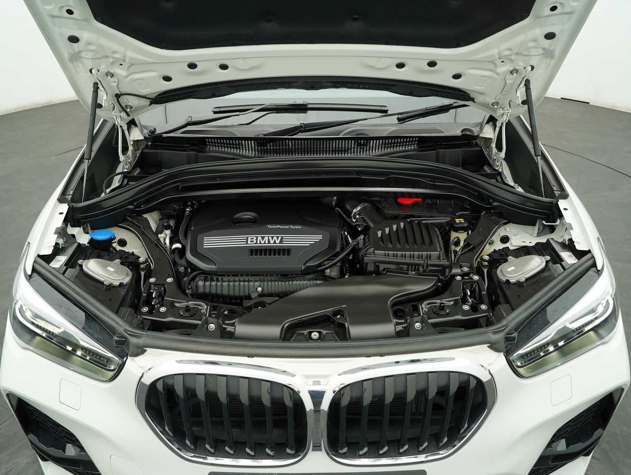 terpakai 2022 BMW X1 sDrive20i M Sport 2.0