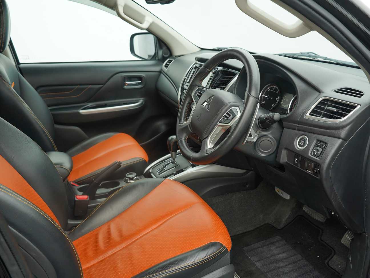 terpakai 2018 Mitsubishi Triton VGT Dual Cab 4X4 2.4