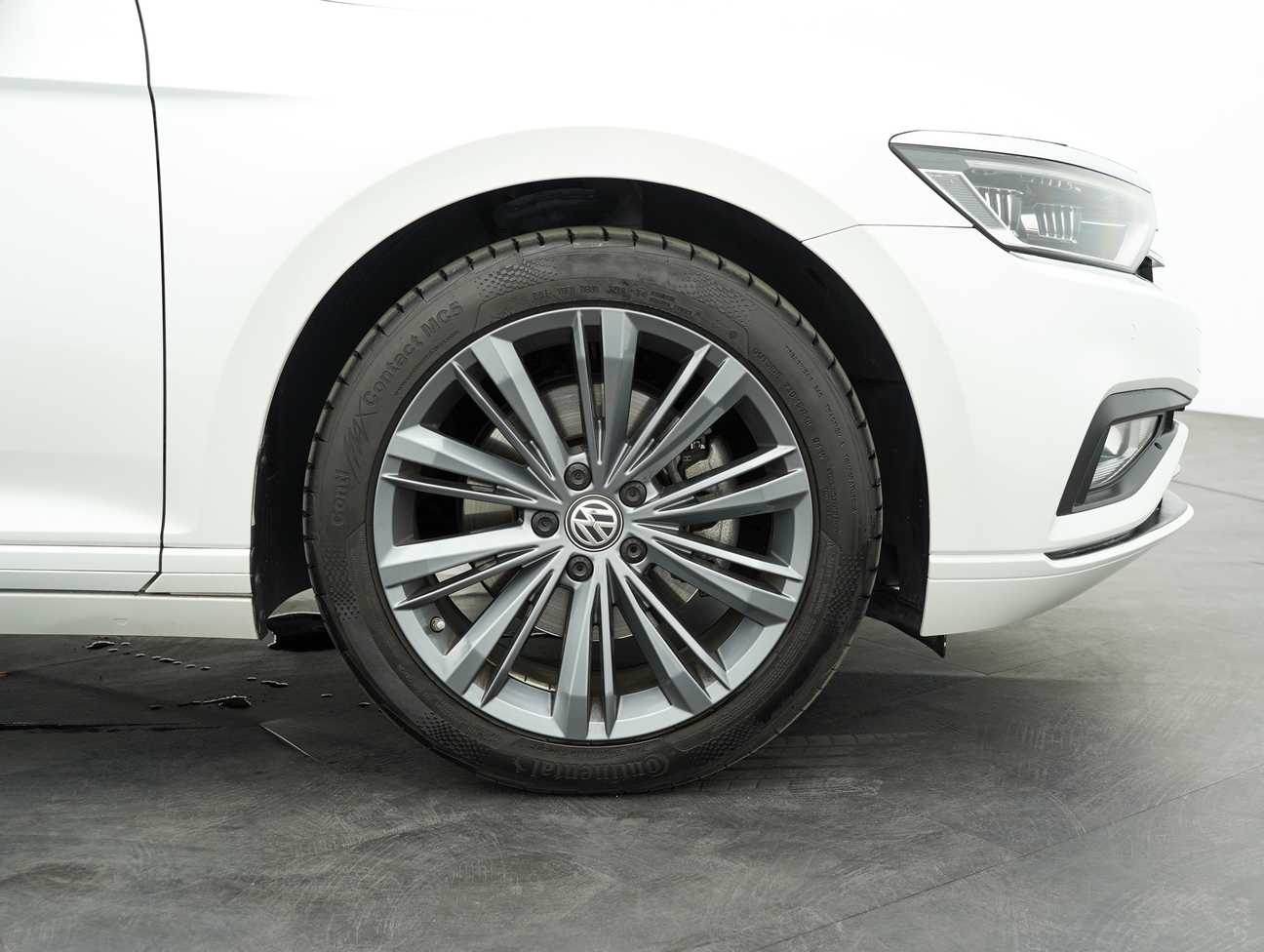 used 2020 Volkswagen PASSAT ELEGANCE 2.0