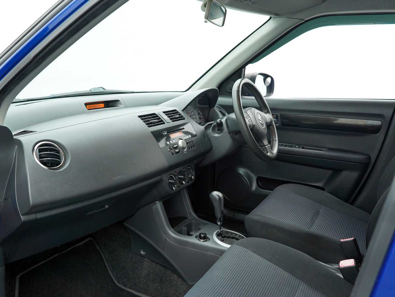 terpakai 2010 Suzuki Swift  1.5