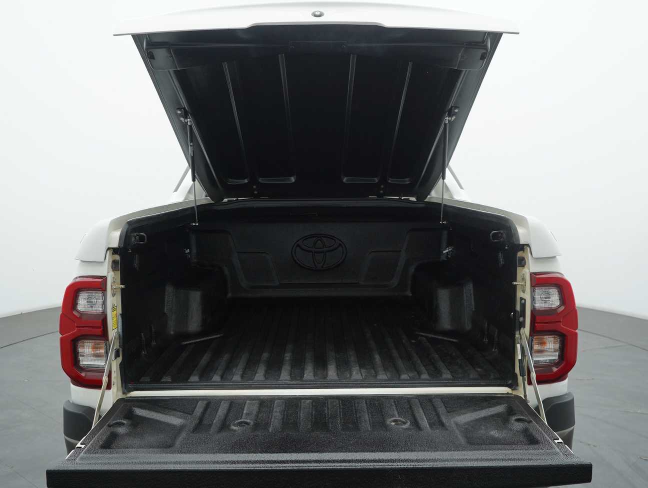 used 2020 Toyota Hilux Rogue Dual Cab 2.8