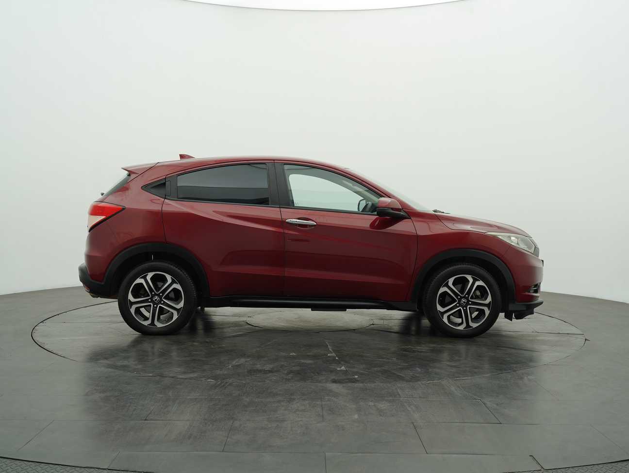 used 2017 Honda HR-V V 1.8