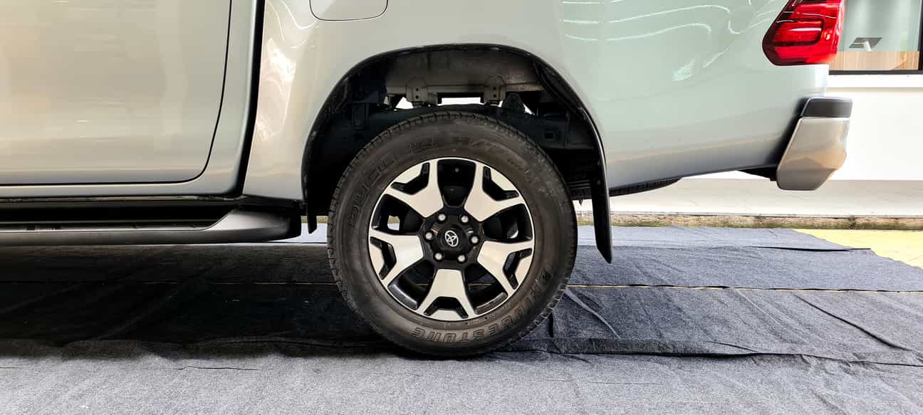 used 2018 Toyota HILUX DOUBLE CAB LE 4X4 2.4