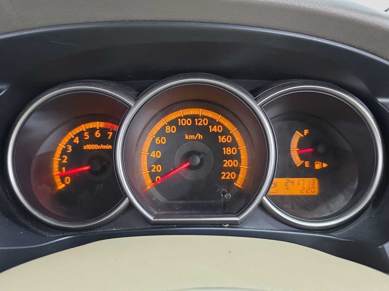 used 2010 Nissan Grand Livina Comfort 1.8