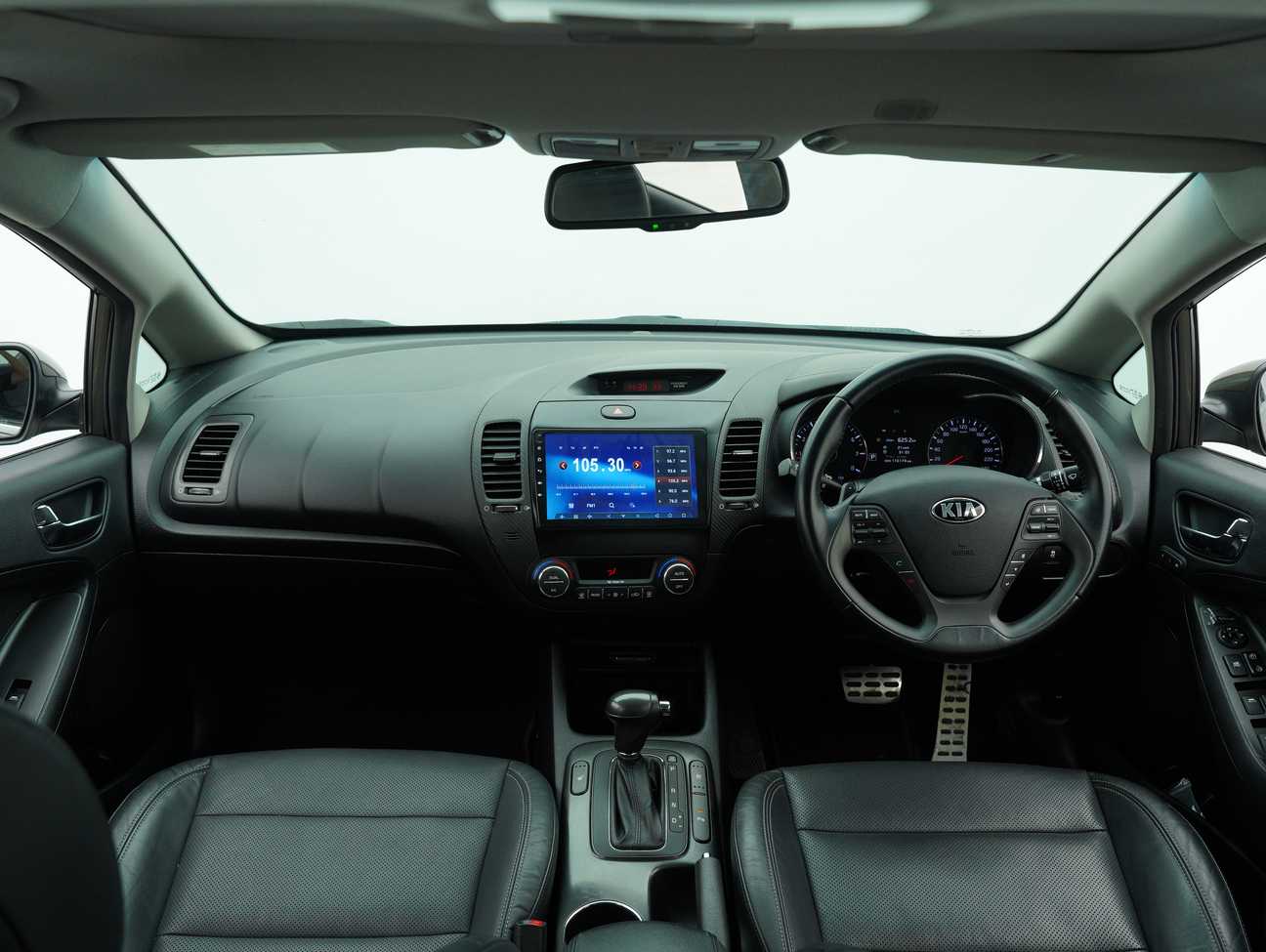 terpakai 2014 Kia Cerato  2.0