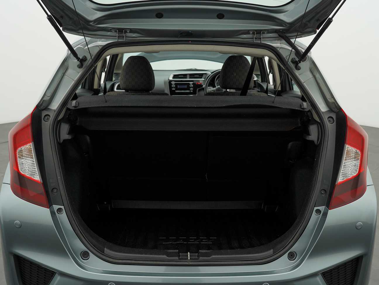 used 2016 Honda Jazz E 1.5