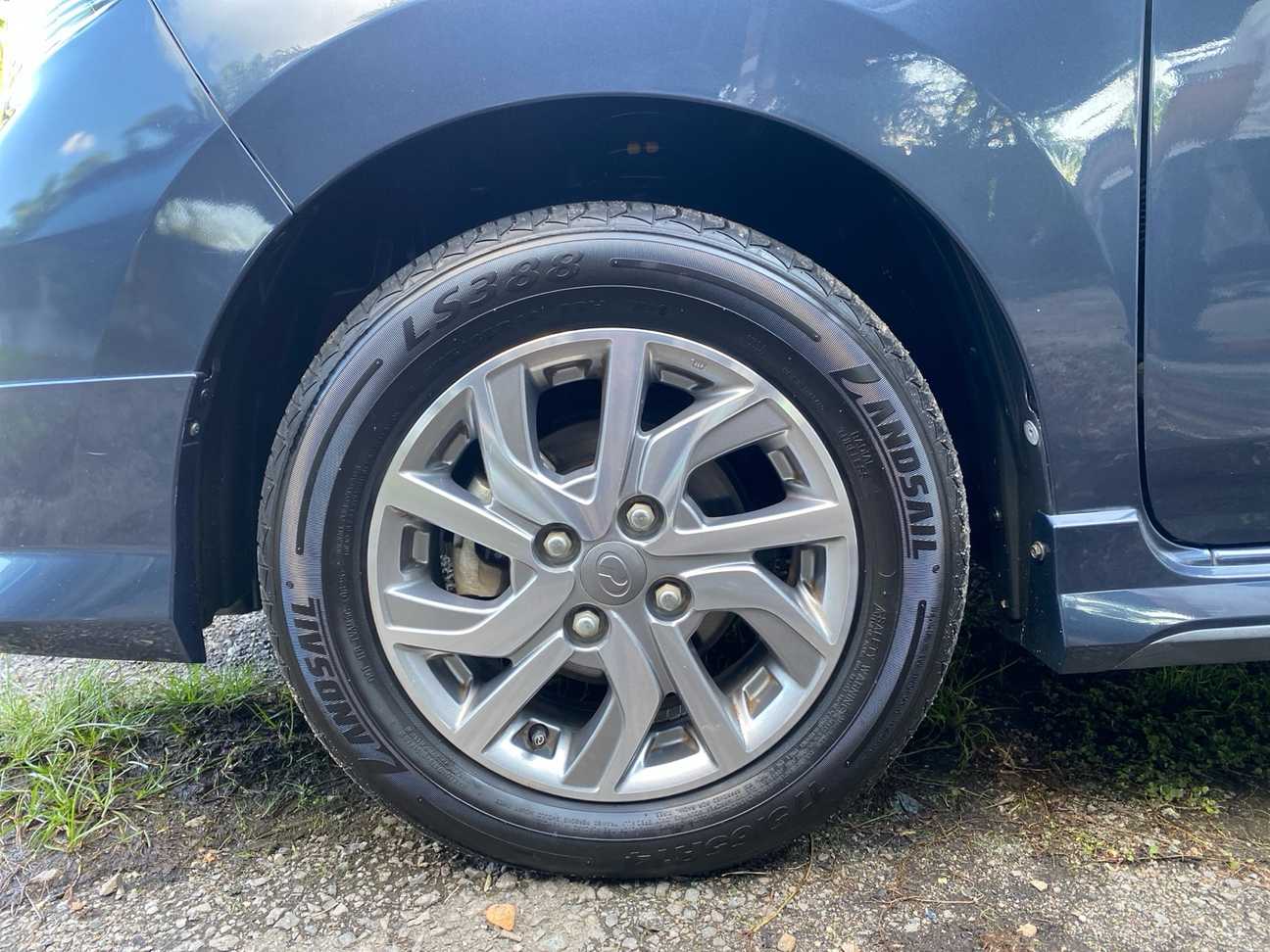 terpakai 2021 Perodua AXIA Advance 1.0