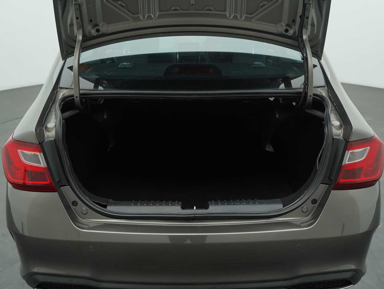 used 2022 Proton Saga Premium 1.3