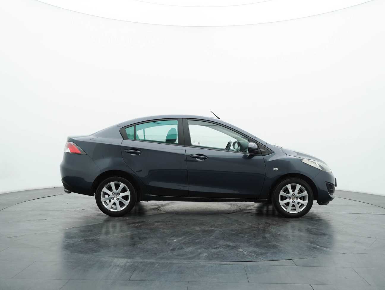 terpakai 2011 Mazda 2 V 1.5