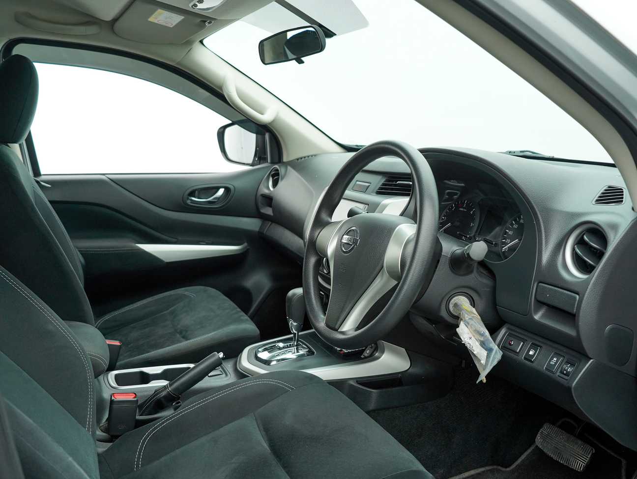 used 2019 Nissan Navara NP300 SE Dual Cab 2.5