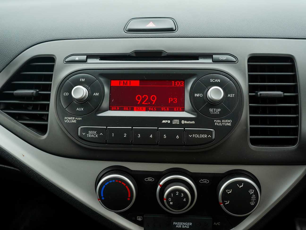 terpakai 2013 Kia PICANTO TA 1.2