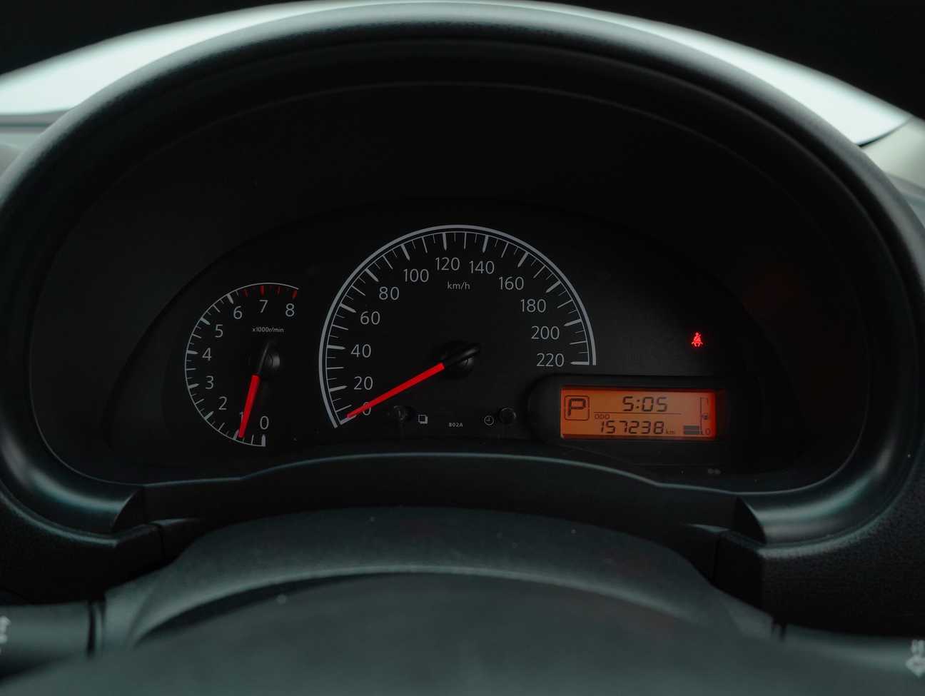 terpakai 2016 Nissan Almera E 1.5
