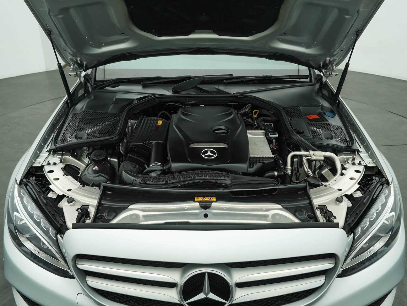 used 2017 Mercedes-Benz C200 AMG Line 2.0