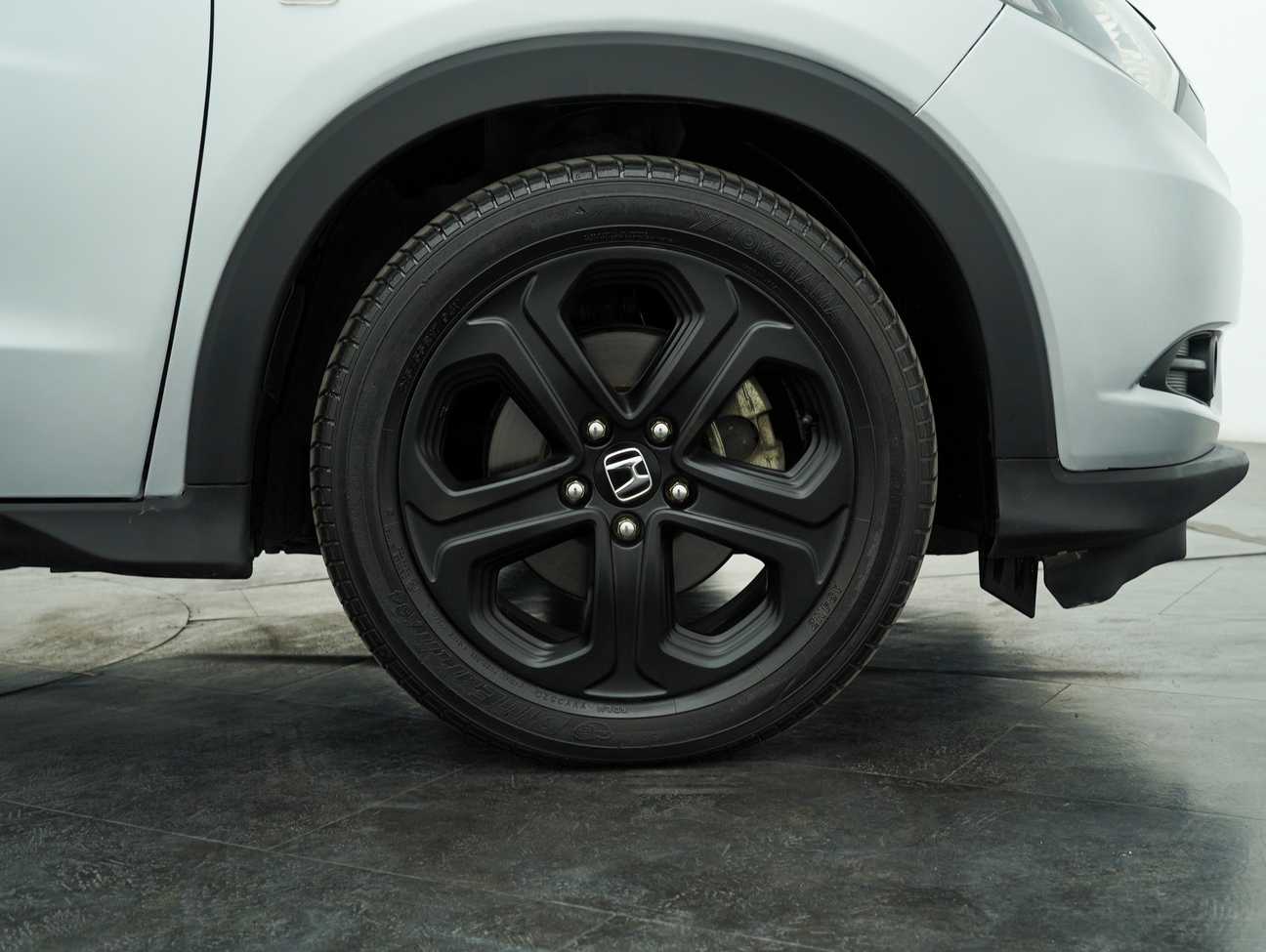 terpakai 2016 Honda HR-V i-VTEC S 1.8