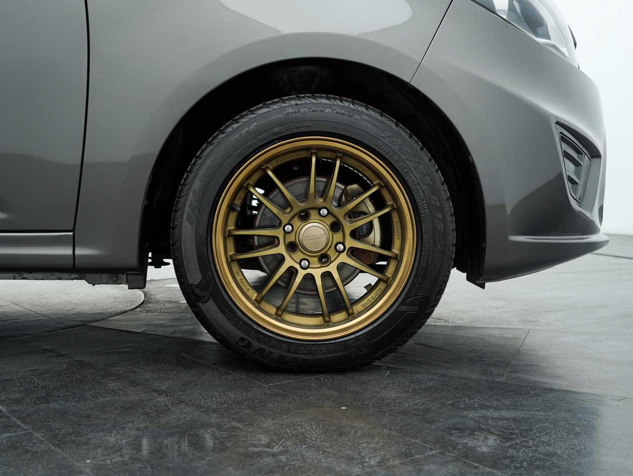 terpakai 2015 Proton Iriz Standard 1.3