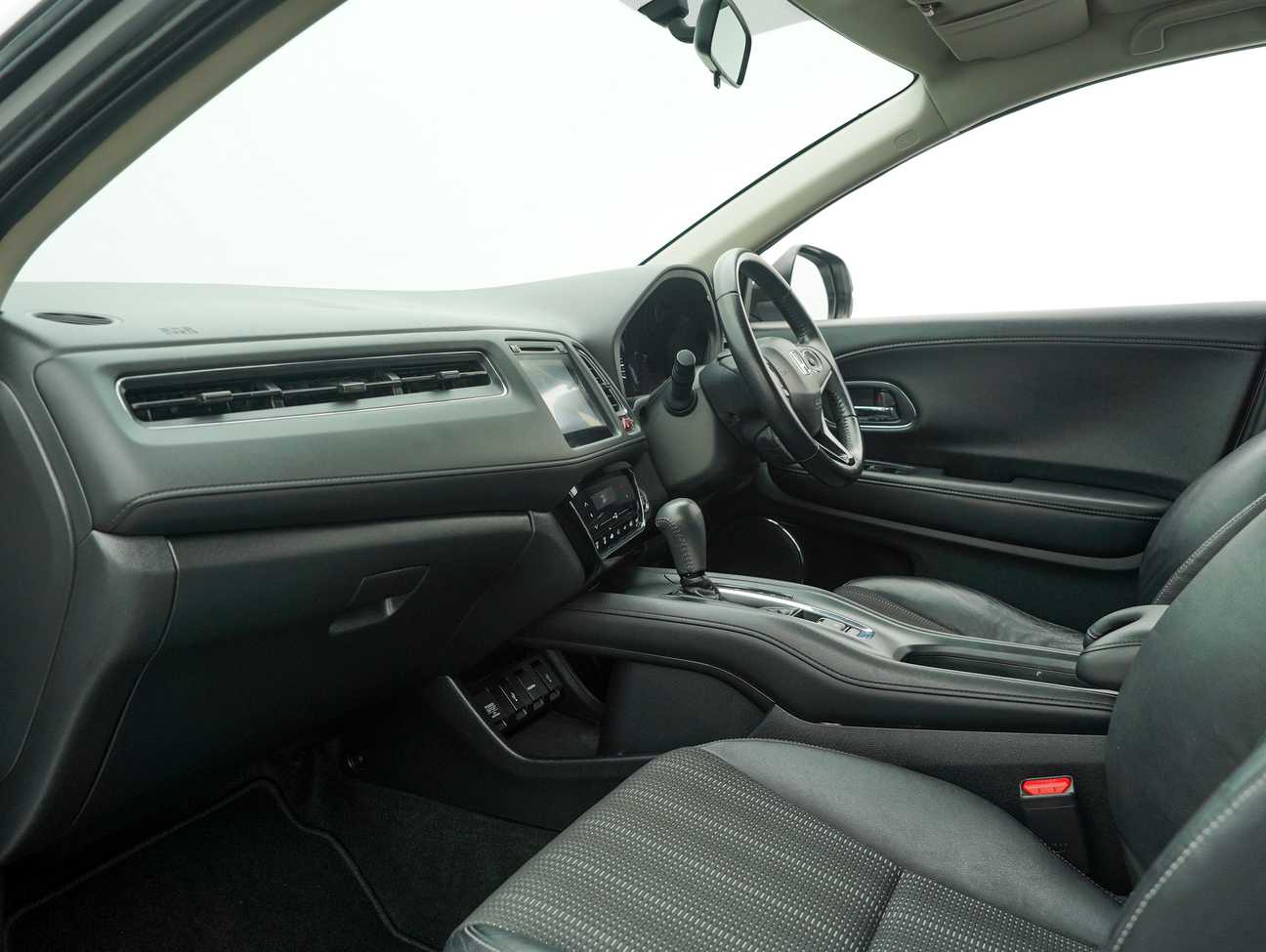 used 2016 Honda HR-V V 1.8