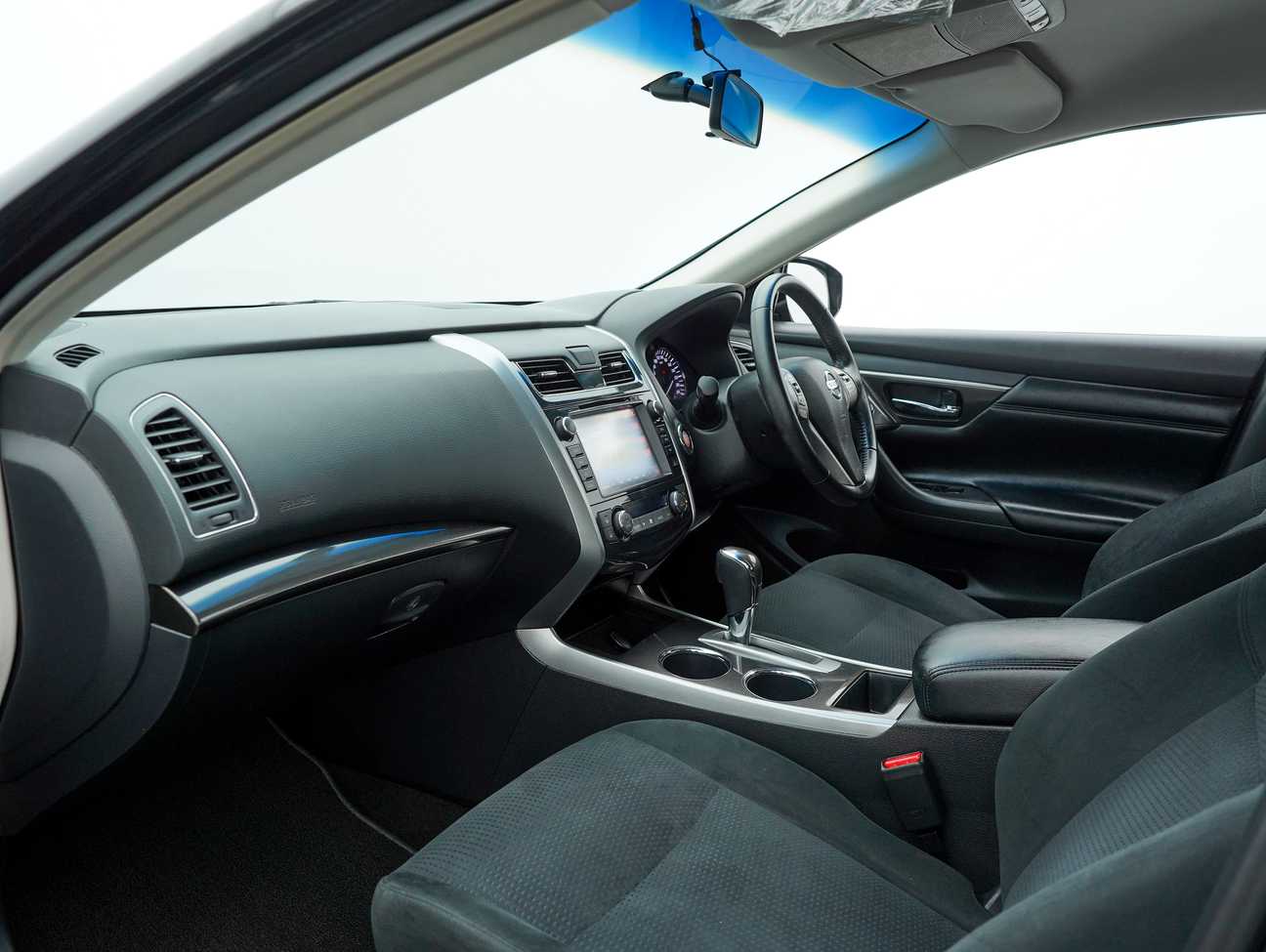 terpakai 2015 Nissan Teana XE 2.0